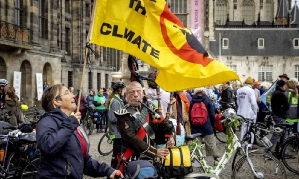 Ο Τζόνσον προειδοποιεί για την COP26: «Αν αποτύχει η Γλασκώβη, όλα θα αποτύχουν»